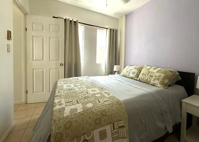 Apartamento Spacious Steps To The