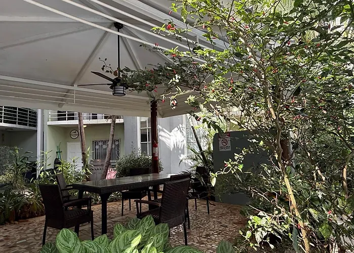 Spacious Steps To The Apartamento Tamarindo